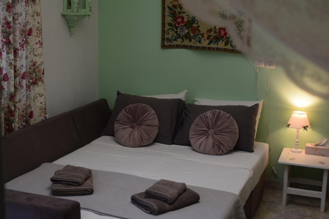 G & A Apartment โอเรสเตียดา ภายนอก รูปภาพ