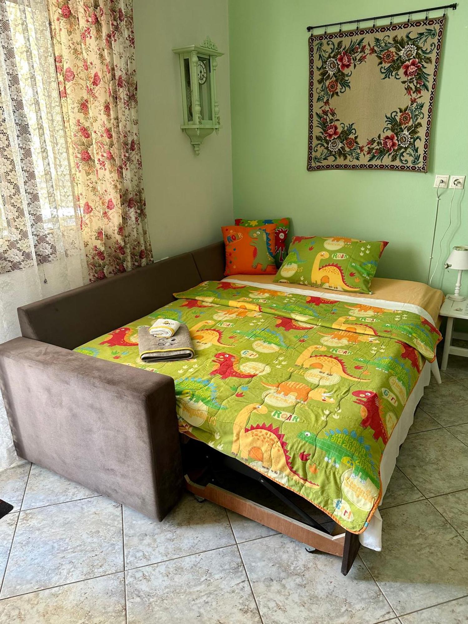 G & A Apartment โอเรสเตียดา ภายนอก รูปภาพ
