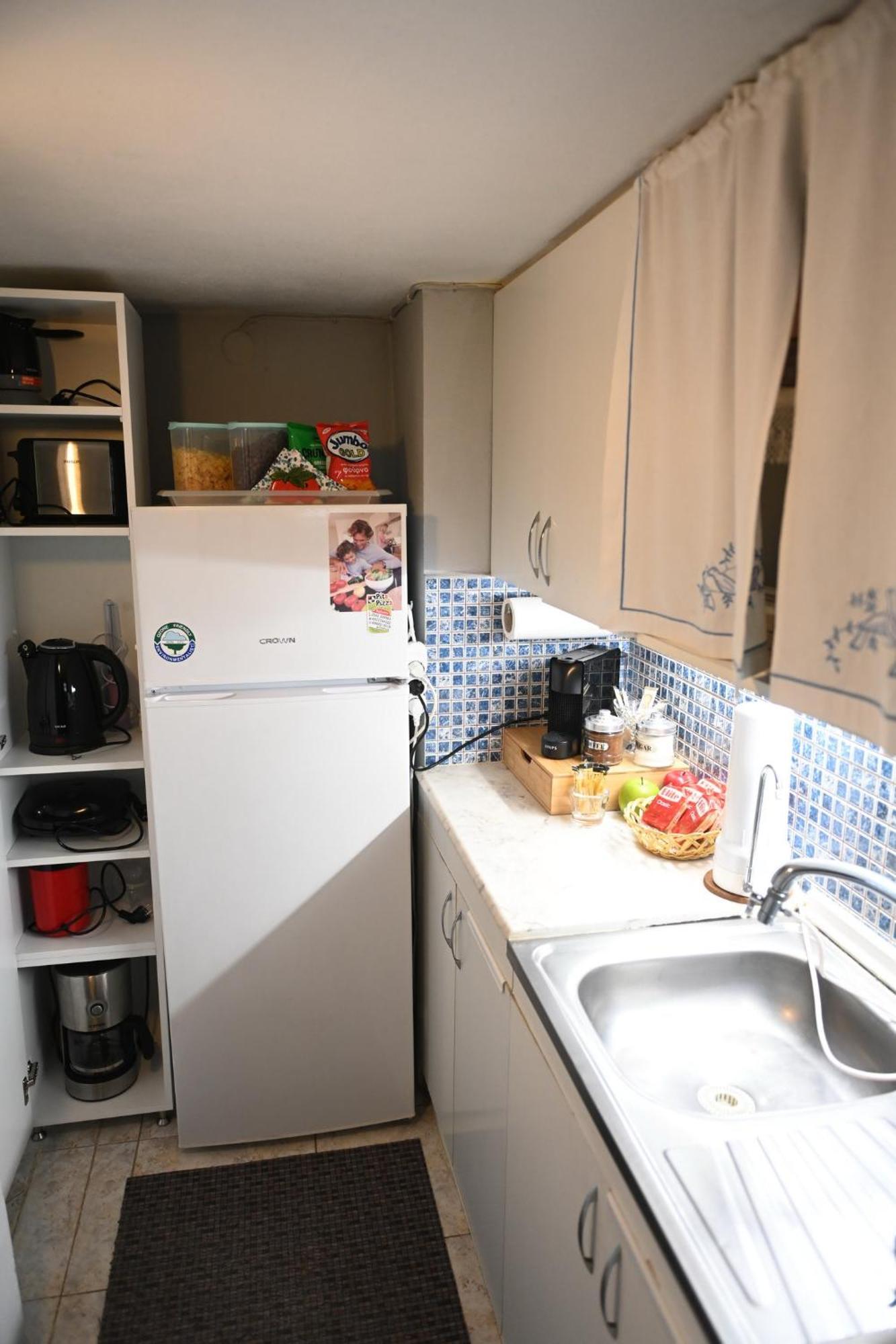 G & A Apartment โอเรสเตียดา ภายนอก รูปภาพ