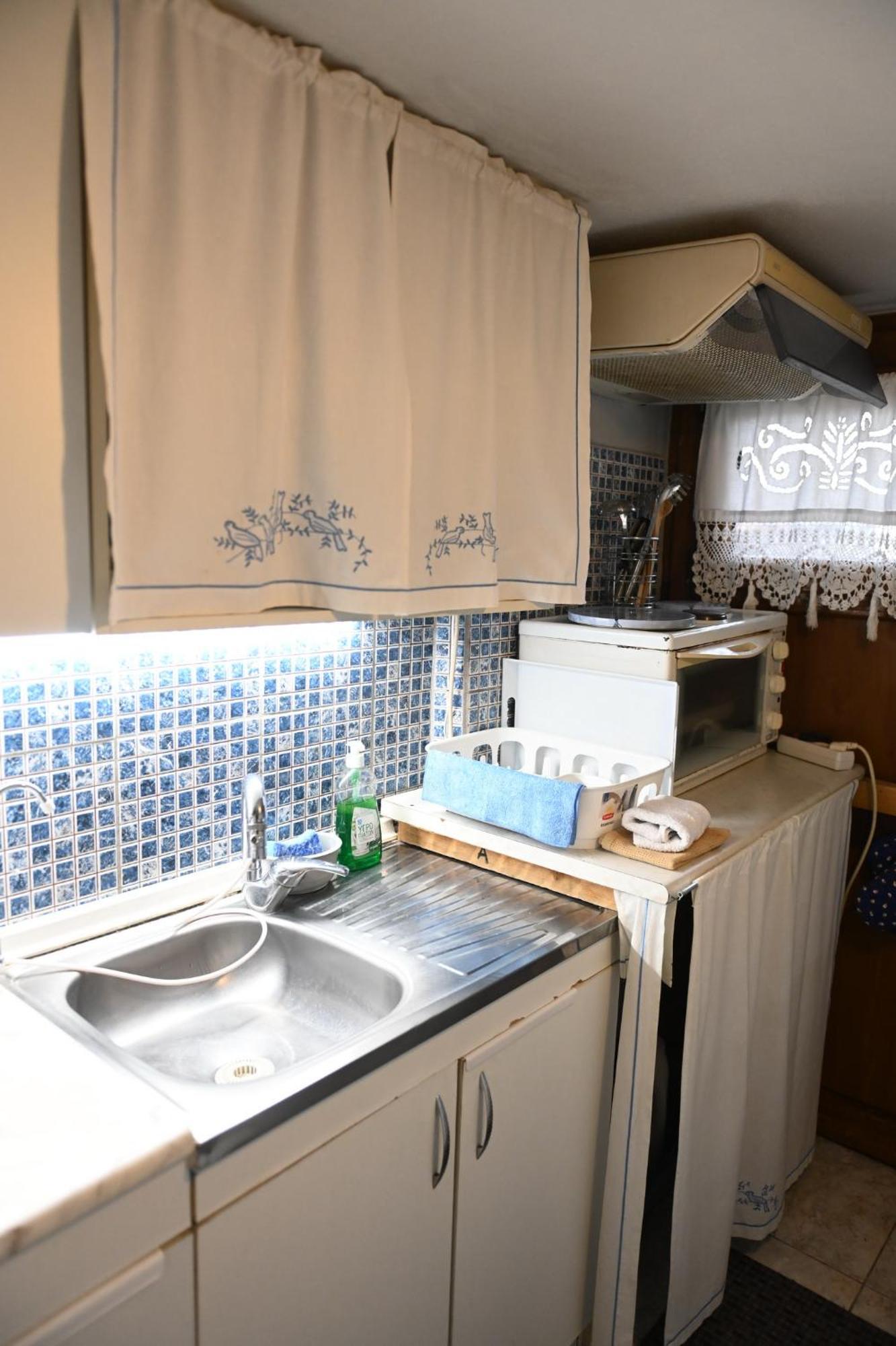 G & A Apartment โอเรสเตียดา ภายนอก รูปภาพ